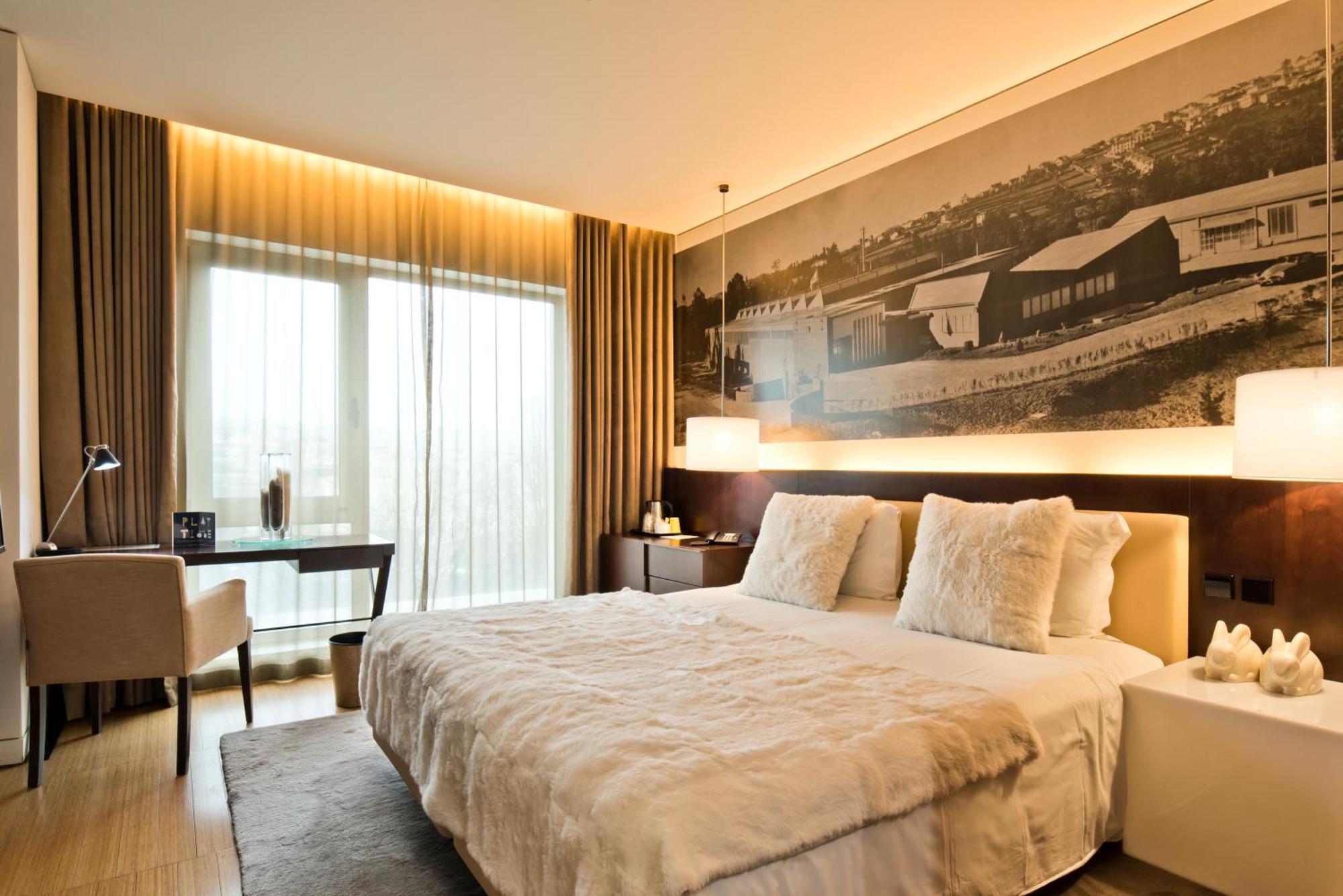 Golden Tulip São João da Madeira Hotel Quarto foto