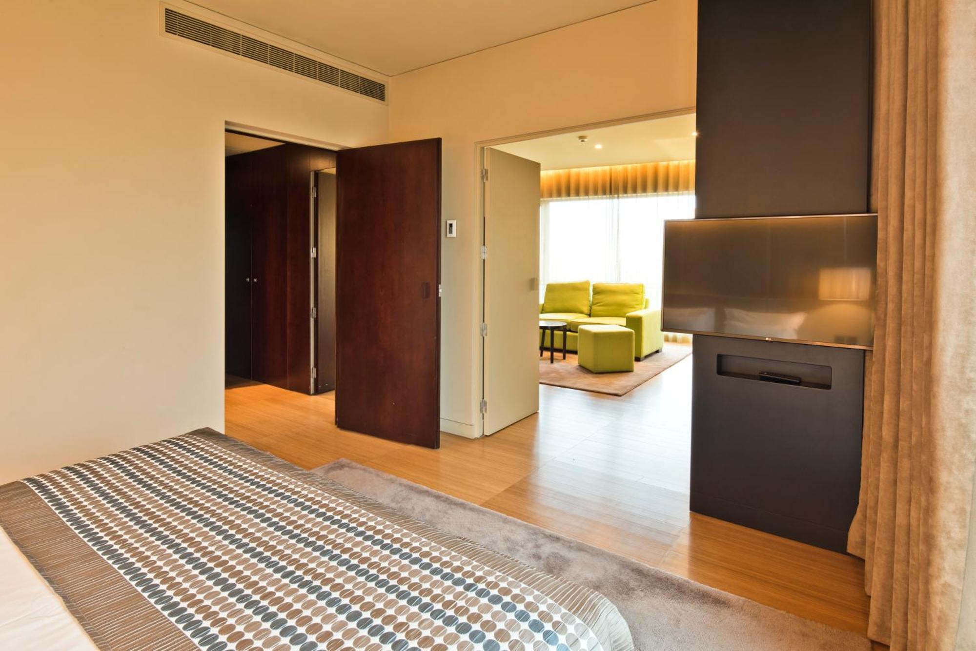 Golden Tulip São João da Madeira Hotel Quarto foto