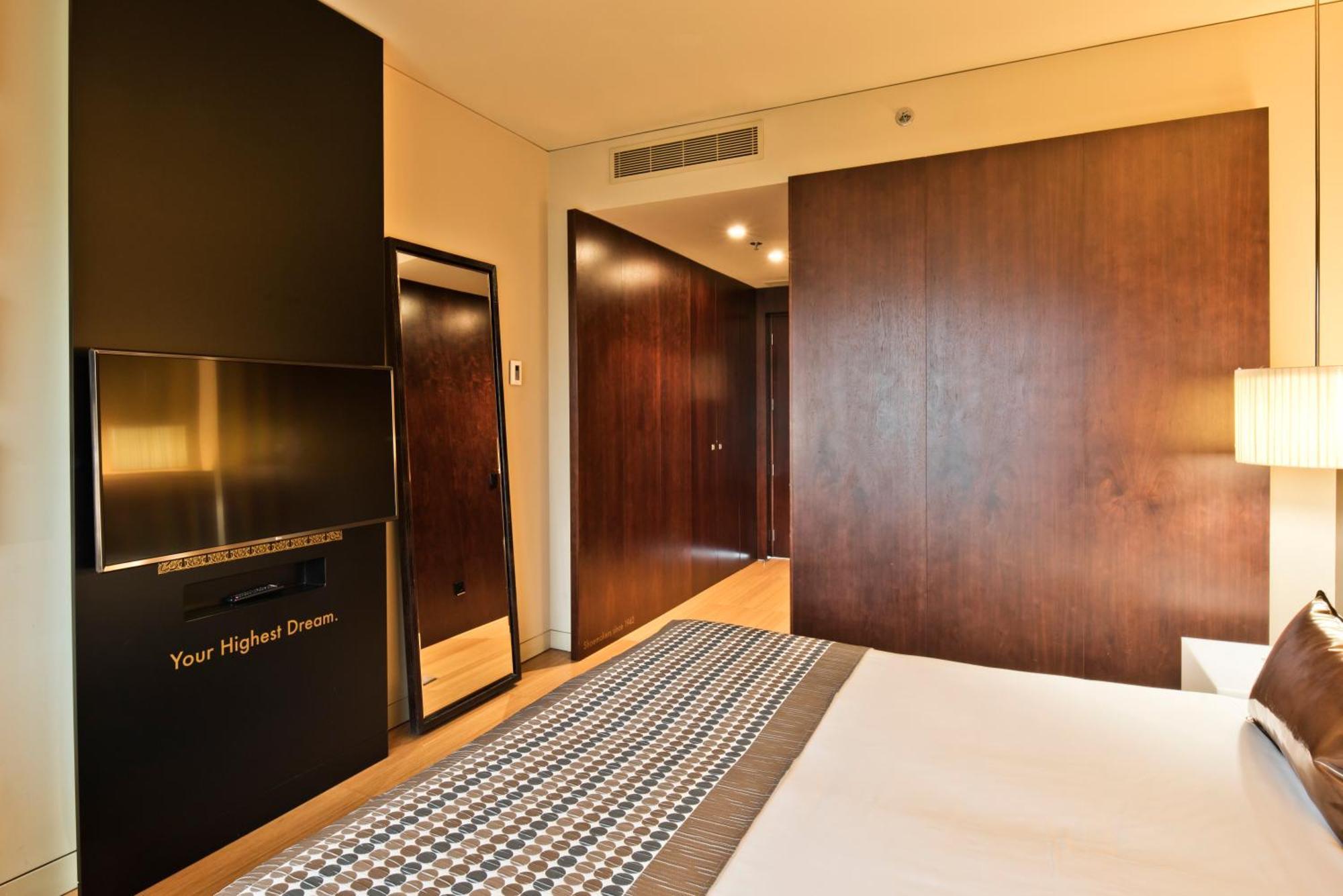 Golden Tulip São João da Madeira Hotel Quarto foto