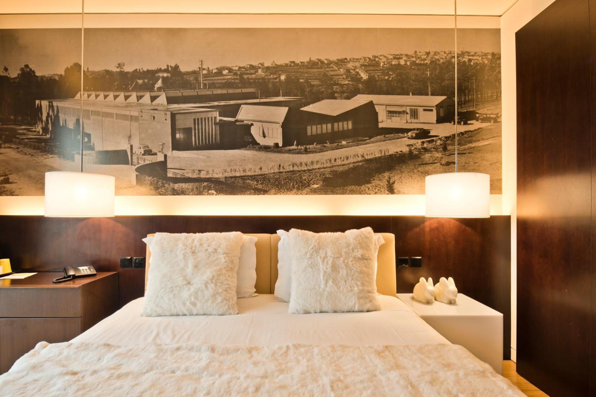 Golden Tulip São João da Madeira Hotel Quarto foto