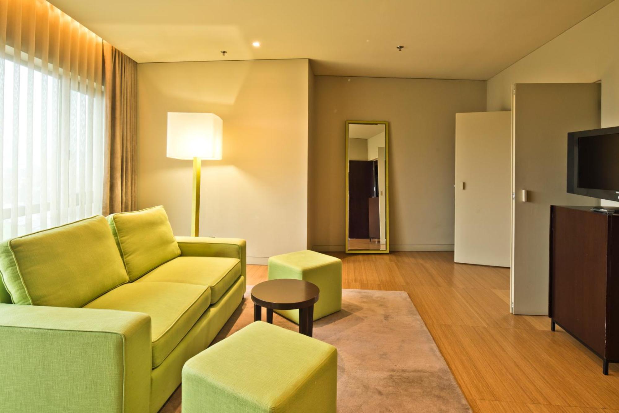 Golden Tulip São João da Madeira Hotel Quarto foto